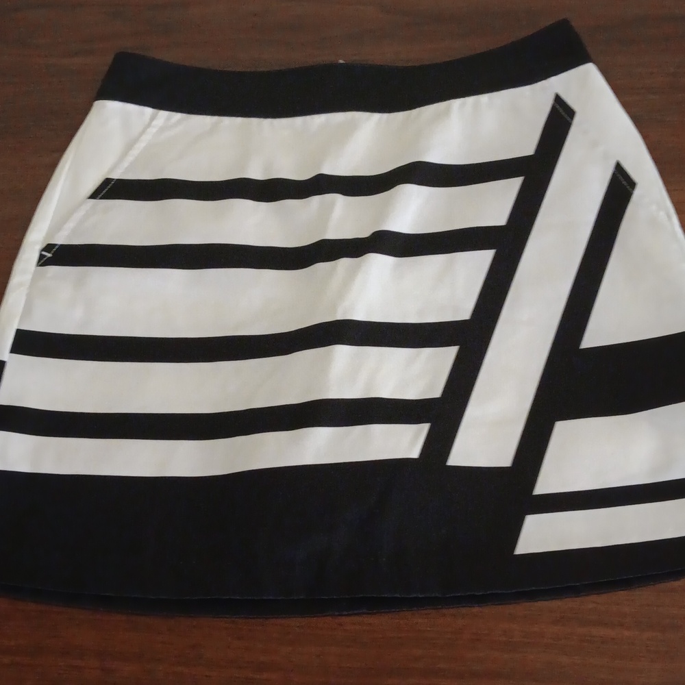 Women's skort